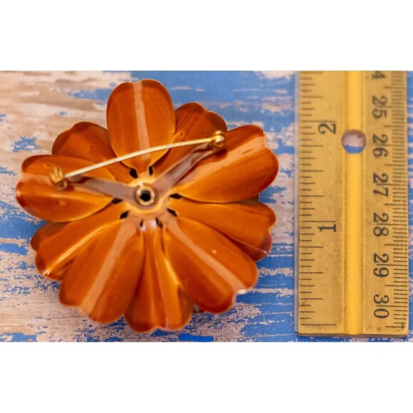 Vintage Abstract Vermillion Petals Red Floral Brooch - L32 - Picture 3 of 3